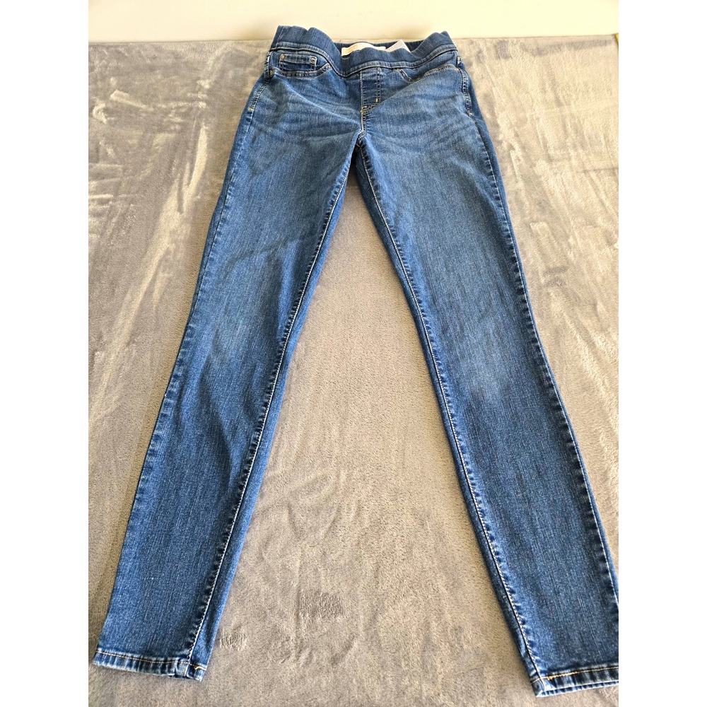 Signature by Levi Strauss & Co. GOLD Totally Shaping Pull-On Skinny Jeans 6 Long